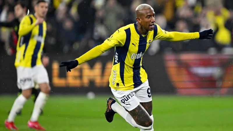 Anderson Talisca'dan ayrılık haberlerine sert tepki!