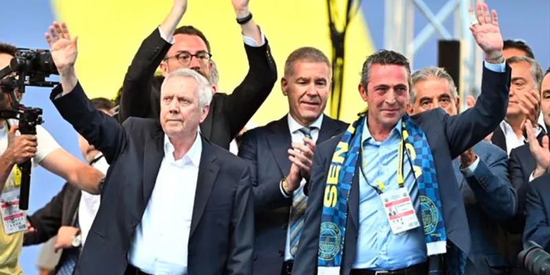 Aziz Yıldırım beklenen toplantıyı sonunda yaptı