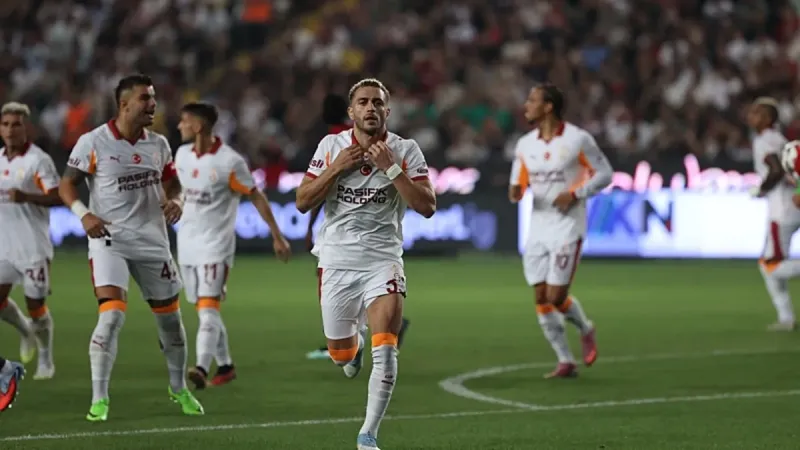 Barış Alper Yılmaz, Galatasaray'da kaldı!