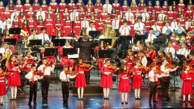 Cumhurbaşkanlığı Çocuk Orkestrası ve Korosu İstanbul'daki ilk konserini AKM'de verdi