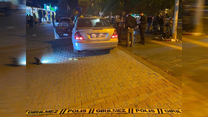 Diyarbakır'da Silahlı Saldırı! Olay Yerinden İlk Görüntüler