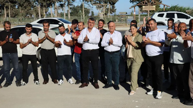 Eylem yapan tarım işçileri ve aracılarına çiftçilerden çağrı