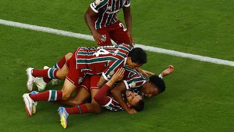 Fluminense 4 golle kazandı!