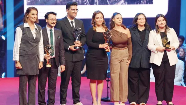 ‘Geleceğin iletişimcileri’ ödül aldı