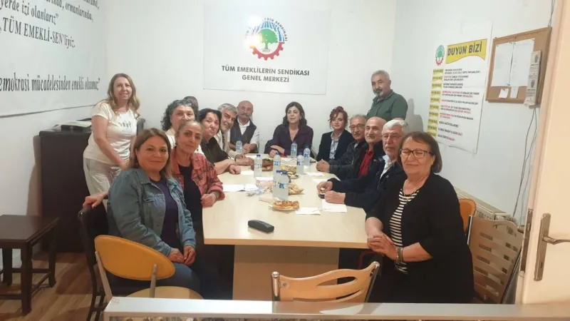 HDK heyetinden emeklilere ziyaret