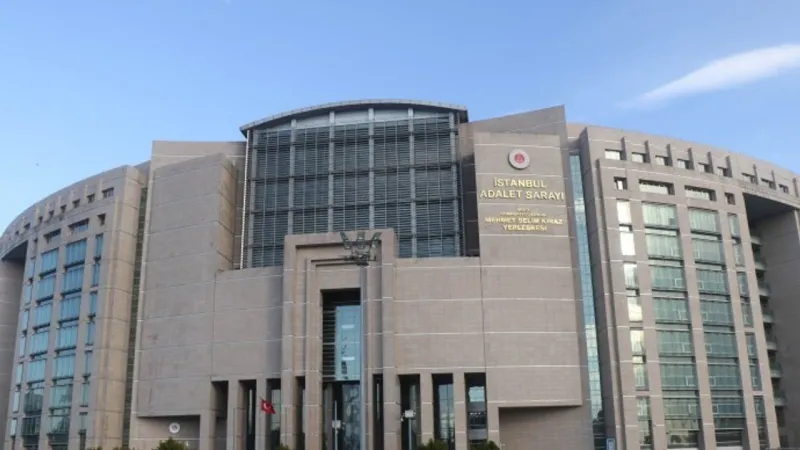 İSFALT Genel Müdürü Burak Korzay, etkin pişmanlık kapsamında ifade vererek tahliye edildi