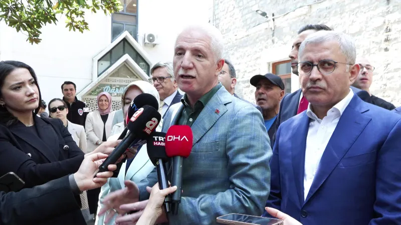 İstanbul Valisi Gül'den Darülaceze'ye bayram ziyareti