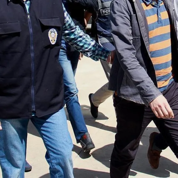İstanbul'da suç örgütüne operasyon: 22 gözaltı