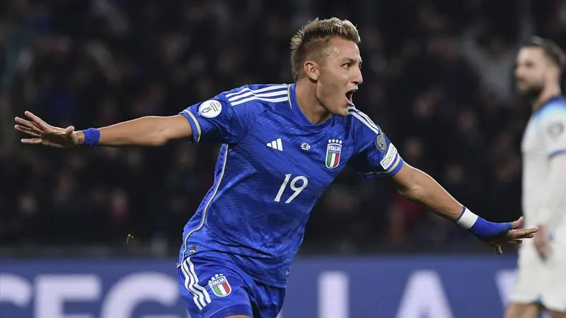 Manchester United'ın yeni hedefi Mateo Retegui