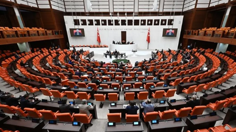 Milletvekili dokunulmazlığı hangi süreçlerin ardından kaldırılabiliyor?
