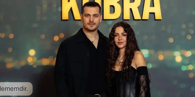 Çağatay Ulusoy Aşk Üçgeni Mi? İstenmeyen Tüyler Gibiyim!