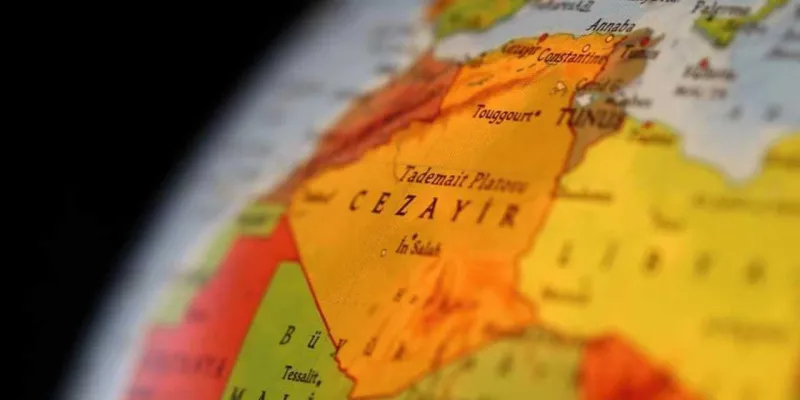Cezayir'den Libya Uyarısı: Diyalog Tek Çözüm!