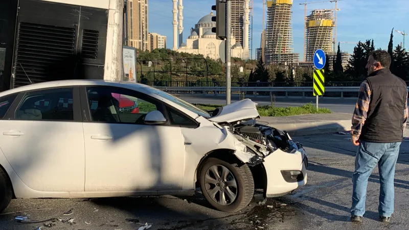 Türkiye Trafik Kazaları: Korkunç Bilanço! Kayıp Nereye Gidiyor?