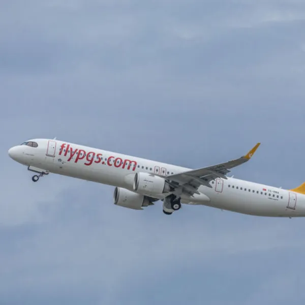 Pegasus uçakları İran ve Irak'ta kaldı