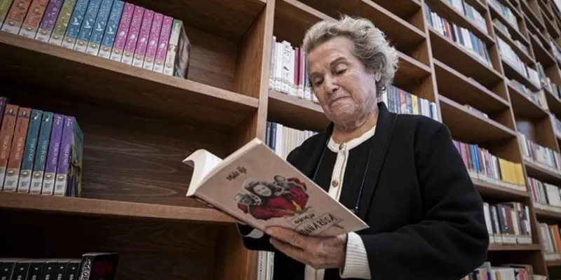 Sezai Karakoç'un imkansız aşkı "Mona Roza" vefat etti