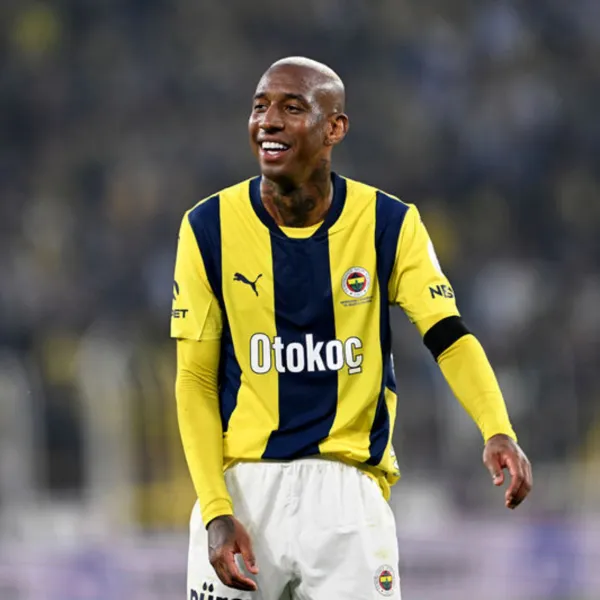 Talisca'dan gece yarısı olay tepki!