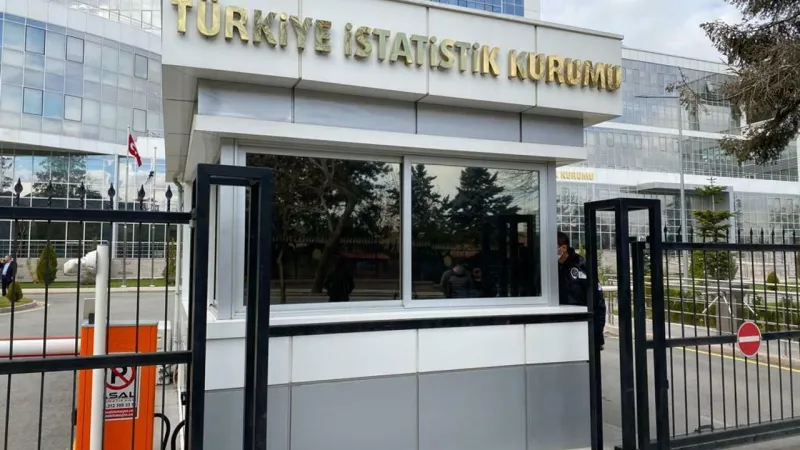 TÜİK: Enflasyon, mayısta aylık bazda yüzde 1,53 olurken yıllık bazda yüzde 35,41'e oldu