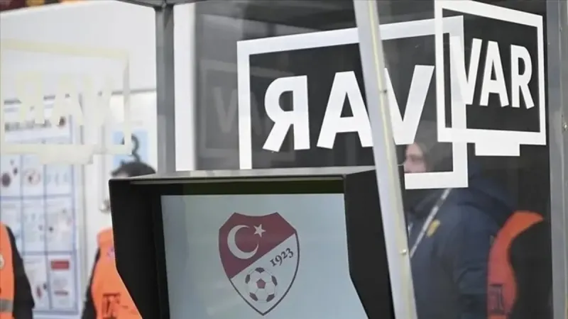 VAR kontrolünde yeni düzenleme! IFAB’tan tarihi değişiklik yolda